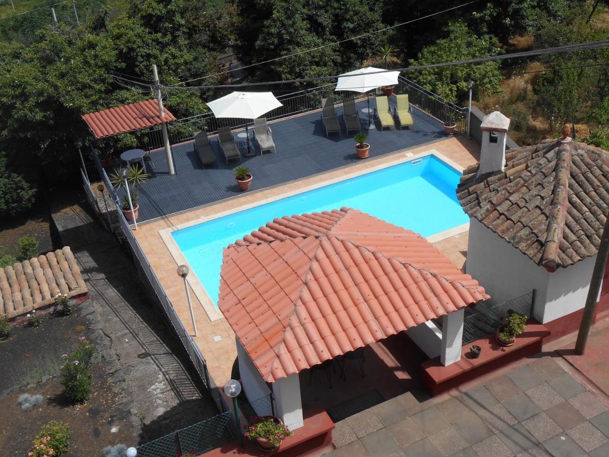 Al Villino Sunshine In Villa Con Piscina Ed Idromassaggio Сант'Альфио Экстерьер фото
